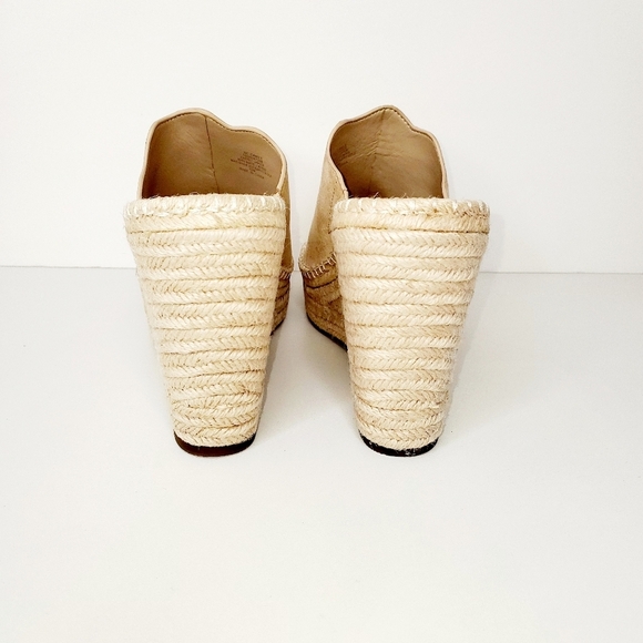 INC International Concepts Beige Slip-on Platform Wedges Sandals Shoes Size 10 - Picture 4 of 7